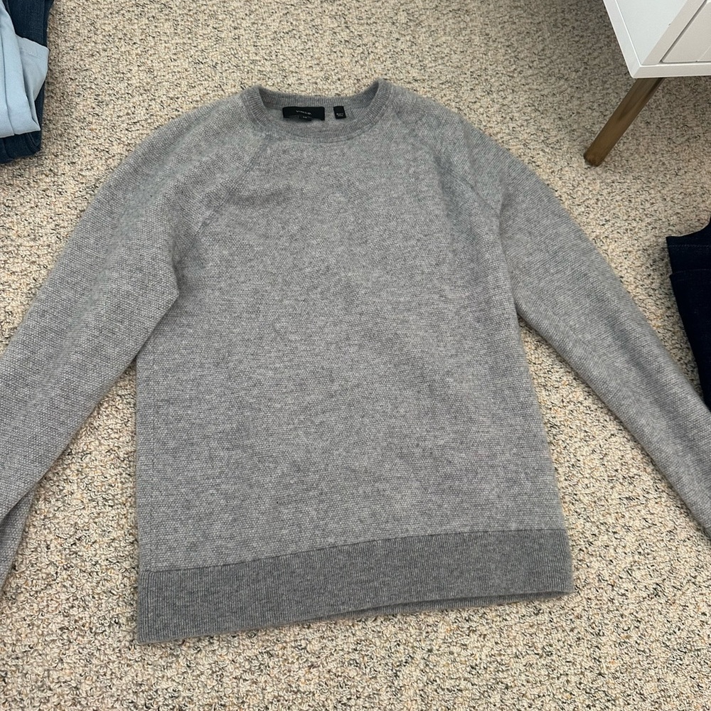 Vince Men's Heather Gray Crewneck Sweater